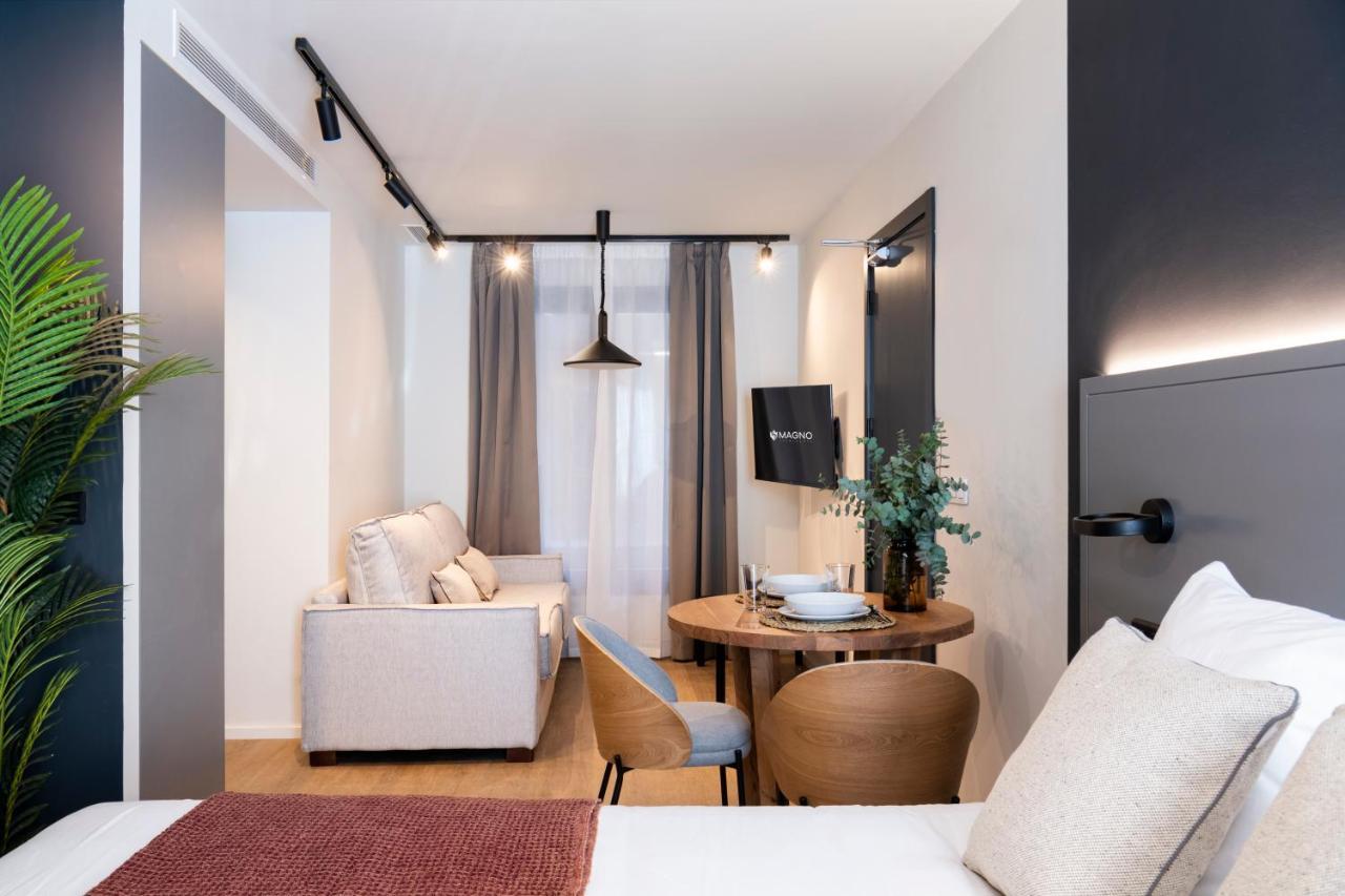 Magno Apartments Castilla Siviglia Esterno foto